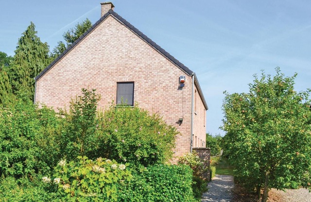 Beautiful home in Walhain St Paul