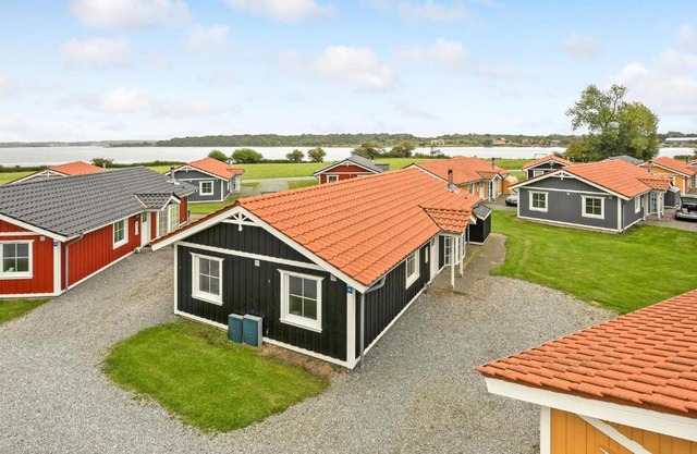 Beautiful Home In Gråsten With Wifi