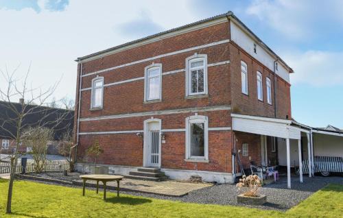 Beautiful Home In Højer With Wifi