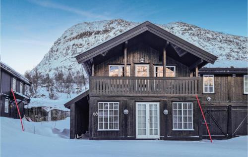 Beautiful Home In Hovden I Setesdal