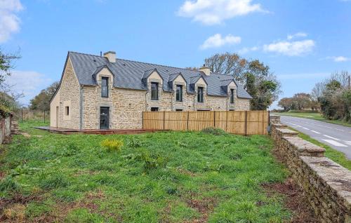 Beautiful Home In Névez With Wifi