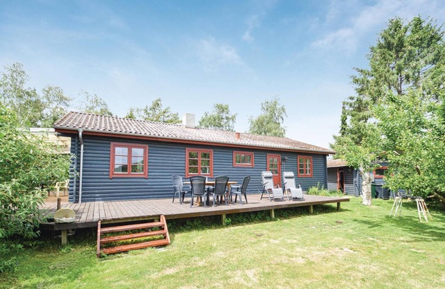 Beautiful home in Torrig L with WiFi