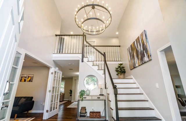 Beautiful home next train station, grill, spacious
