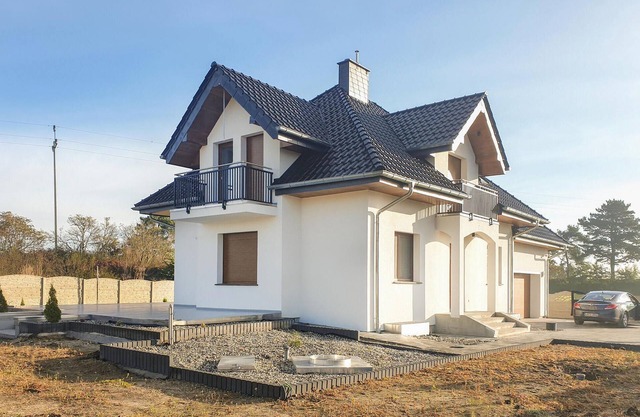 Beautiful home in Dobra Krapkowice