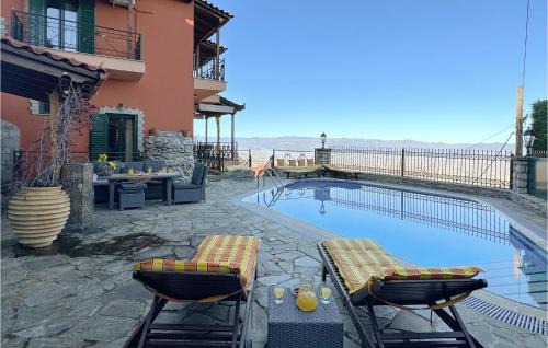 Beautiful Home With Pool