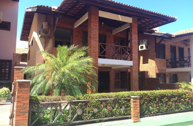 Beautiful House - 4 suites, with pool, field, barbecue, in the fenced