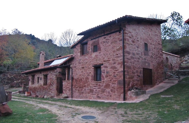 Beautiful house to disconnect, lonely and idyllic place, lots of peace and silence