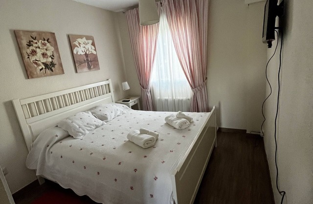 Beautiful house with pool in Navaluenga, just one hour from Madrid.