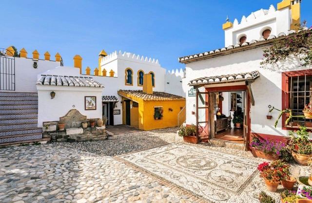 Beautiful House with Private Pool near the Costa del Sol