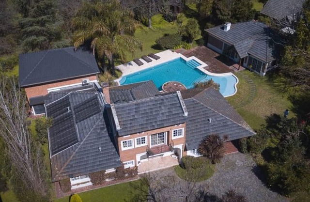 Beautiful house y Pilar Country. Near Austral Hospital. Pool. Sauna, jacuzzi.