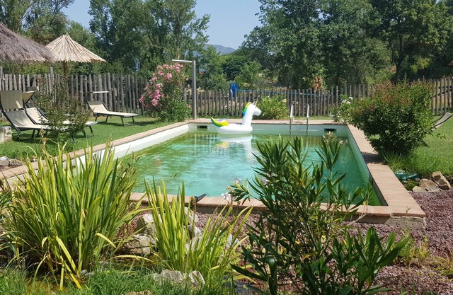 Beautiful farmhouse appartment with pool