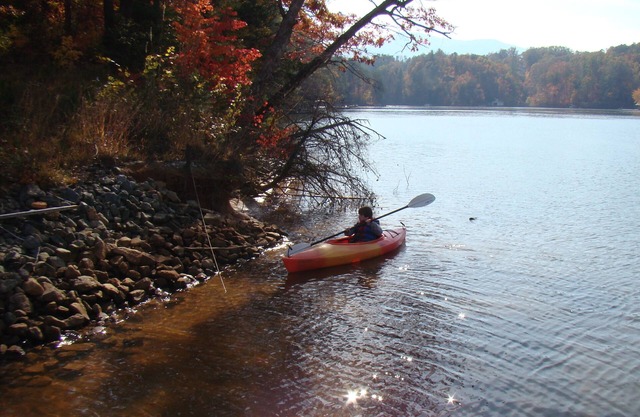 Beautiful Lakefront Log Cabin with Panoramic View. Near all Local Attractions!
