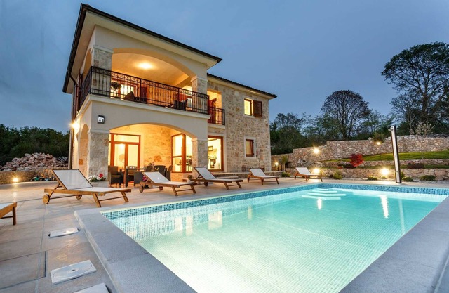 Beautiful luxury holiday house PERANOVIC