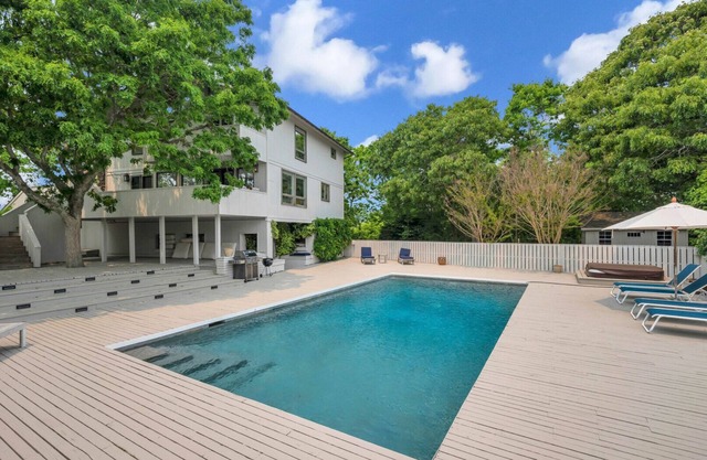 Beautiful Montauk Home, Perfect for Families, Minutes to Montauk Beaches