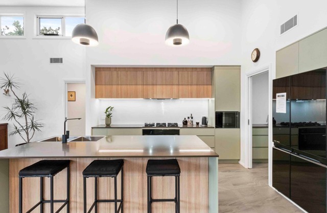 Beautiful new home within metres of beaches