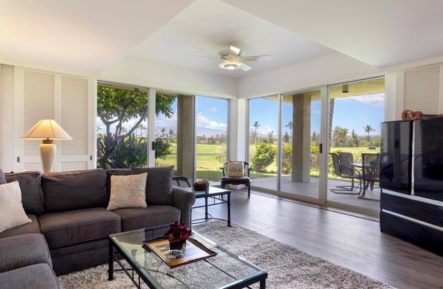 Beautiful patio views, on golf course, spacious interior!