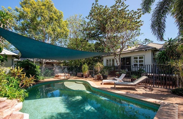 Beautiful Pearlers Cottage