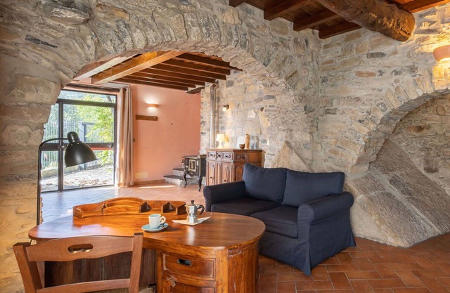 Beautiful private villa for 8 guests with WIFI, terrace and pets allowed