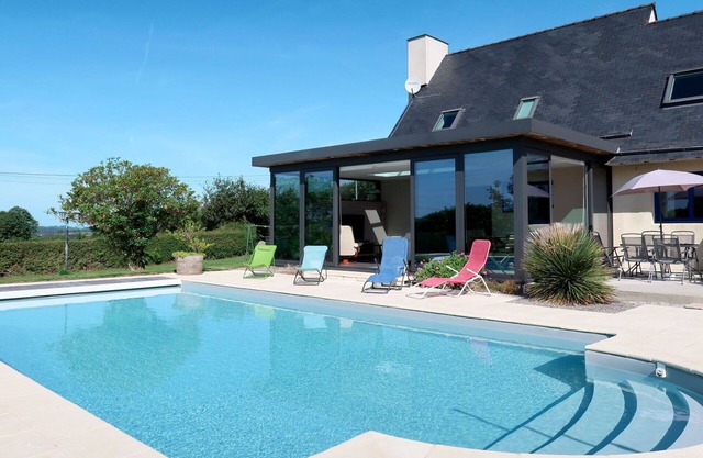 Beautiful private villa for 6 people with private pool, WIFI, TV, terrace and panoramic view