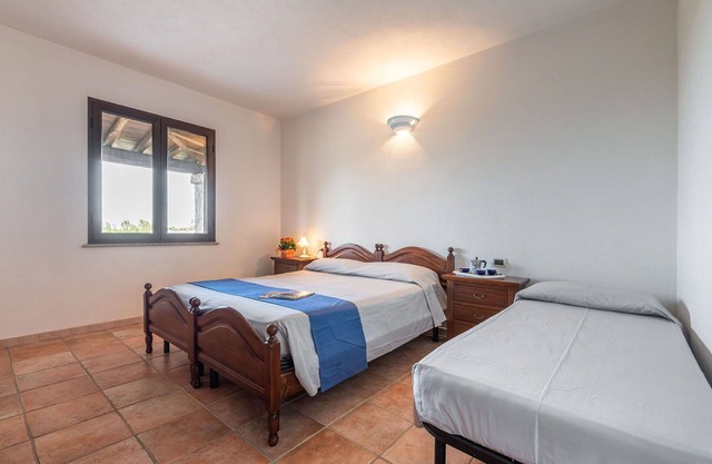 Beautiful private villa for 8 people with TV and terrace