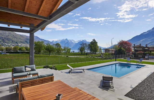 Beautiful private villa for 5 people with private pool, TV and terrace