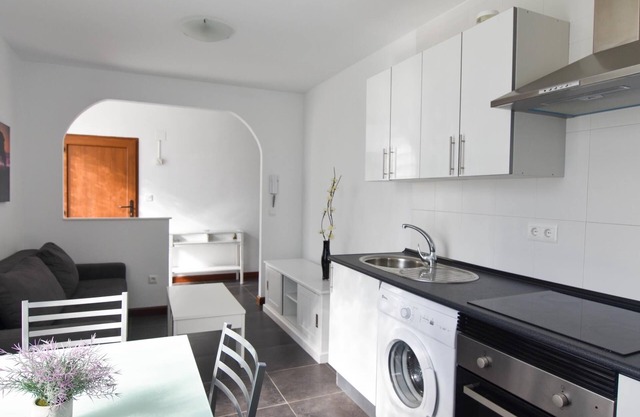 Beautiful refurbished small flat in Liencres
