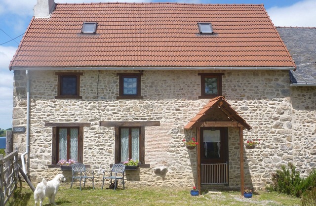 Beautiful Stone Farmhouse Stunning Views Nestled in rolling Creuse countryside!