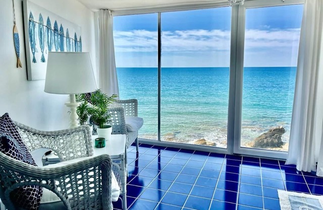 Beautiful seaside loft with private access to the free beach