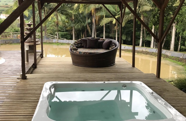 Beautiful site with swimming pool and pond to relax in