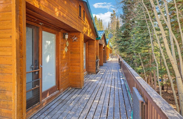 Beautiful Ski-in/Ski-out Condo Located On The Eagle Point Resort! by RedAwning