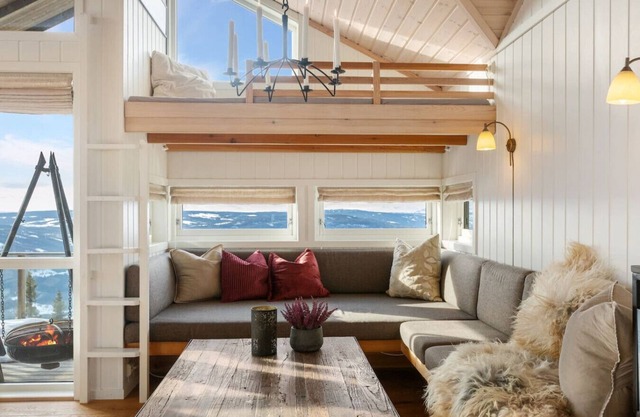 Beautiful Valdres - Fireplace, stunning views and nature