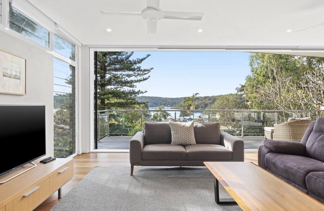 Beautiful views, beachs and bushwalks