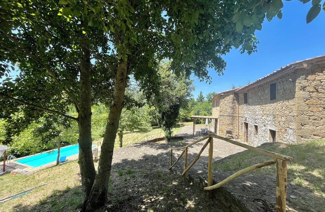 Beautifully converted farmhouse alone on a tuscan hillside with stunning views