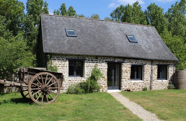Beautifully Converted 18th Century Detached Barn in Peaceful Rural Setting