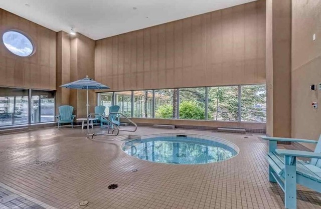 Beautifully Furnished 2B/2B Condo by Train St. 5min to Downtown