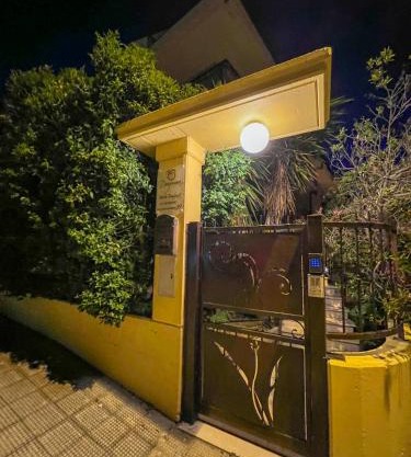 beb dragonara apartment