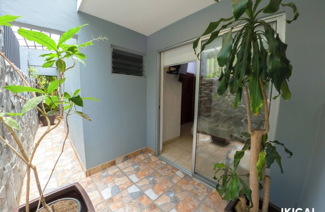 Bedroom for 4 people with shared bathroom