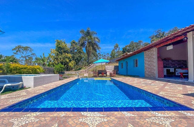 Bela chácara com lazer completo e WiFi - Ibiúna/SP