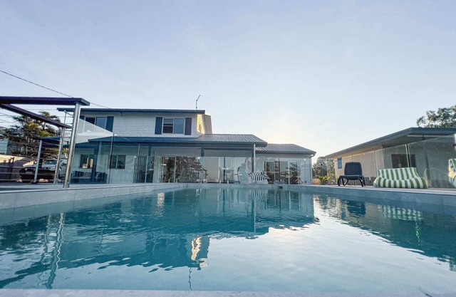 Bella Luna Beach Front - 2 bed