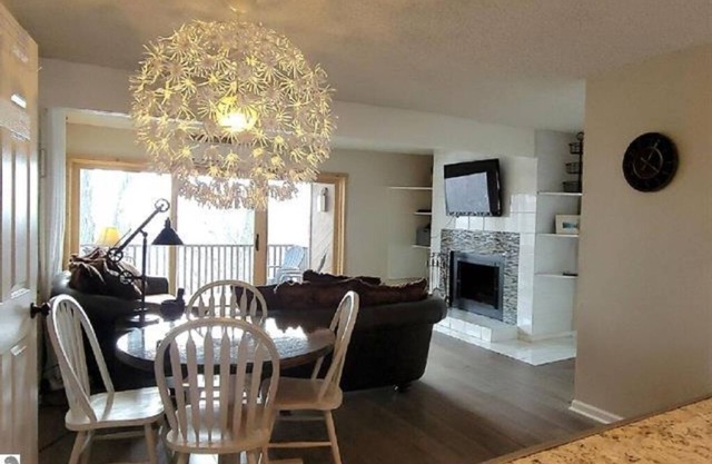 Bellaire, MI 2Bed, 3Bath Condo Shanty Creek-Winter Fun-World Class Golf Sleeps 8