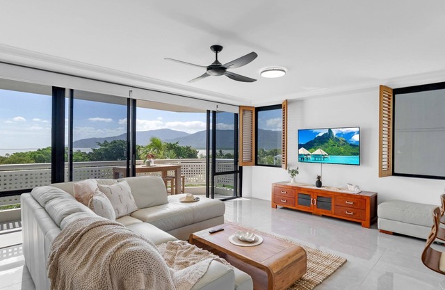 Belle Escapes Rydges Plaza Esplanade 54 with stunning ocean views