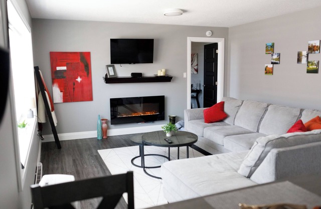 Berklee Suites of Stratford- Private 1 Bedroom Apartment