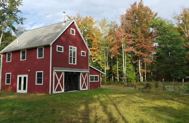 Berkshire Barn on 23 Wooded Acres 2BR/1.5 Bath Sleeps 7