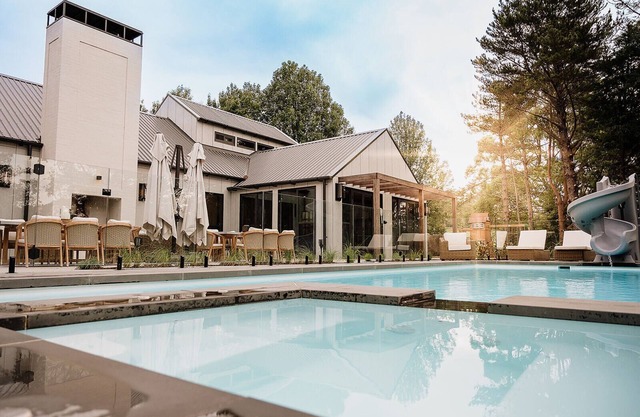 Berry Luxury Barn House