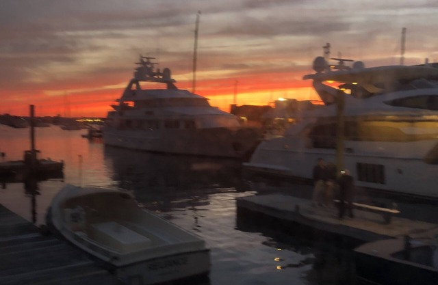 Best Condo in Newport! Spectacular views of Newport Harbor