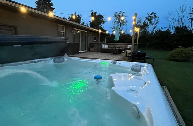 Best location in Ohio's wine country! Minutes to all wineries, Spire, & GOTL!