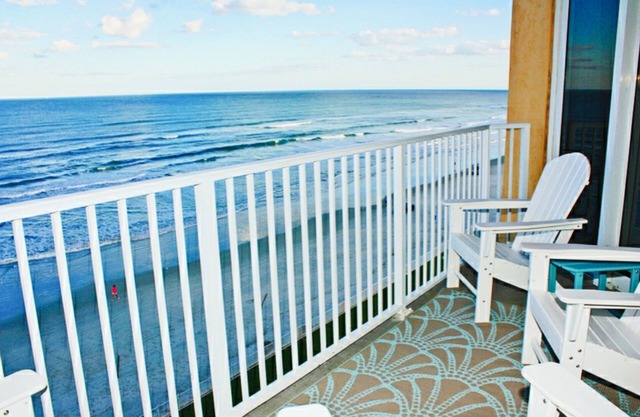 BEST VALUE -Direct Oceanfront Condo w/Pool Walk to Flagler Ave Shops,Dining