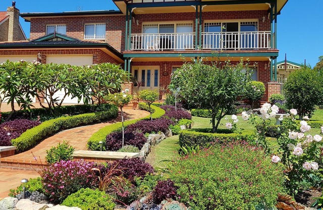 Best views of Jervis Bay, A/C,heating, free Internet & beautiful large apartment