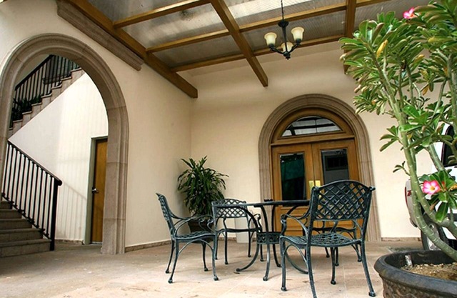 Best Western Centro Cadereyta