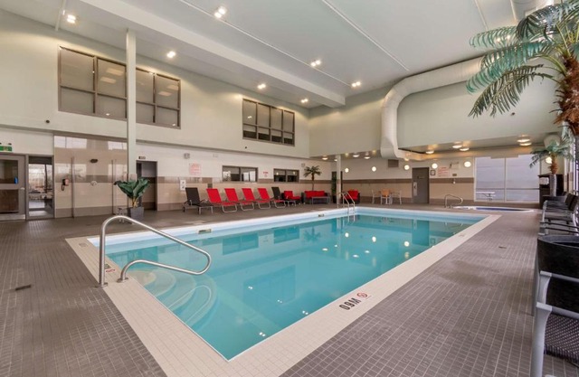 Best Western Plus Airport Inn & Suites
